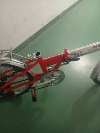 Bicicleta Monty Paseo Roja