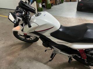Honda CB 125F