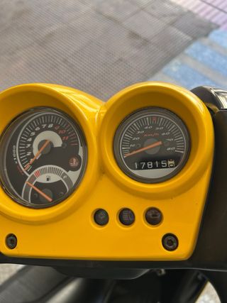 YAMAHA AEROX 49 cc 2 t Laguna Seca