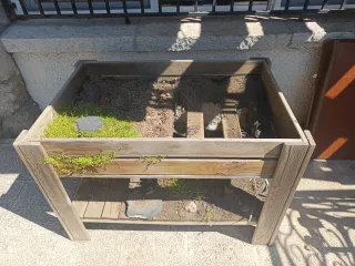 Mesa de cultivo de madera