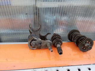 Selector y Piñones Cambio Puch Cobra M82