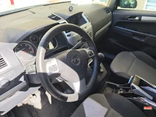 Opel Zafira 2009