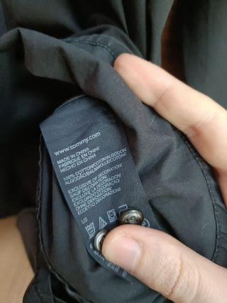 Camisa Tommy Hilfiger Color Negro Talla S Nueva.