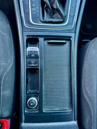 VOLKSWAGEN GOLF AUTOMÁTICO DSG