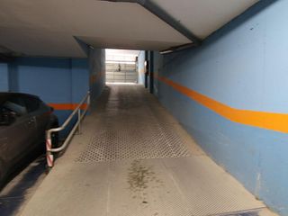 Garaje en venta en Centre en Sabadell