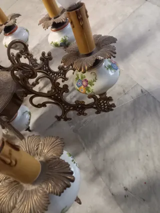 Lampadario in ceramica e metallo