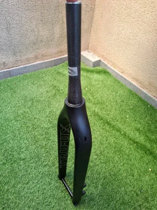 Horquilla 29' Rígida Trifox MTB Carbono Boost 148