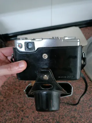 Funda Cámara Vintage Yashica Negra