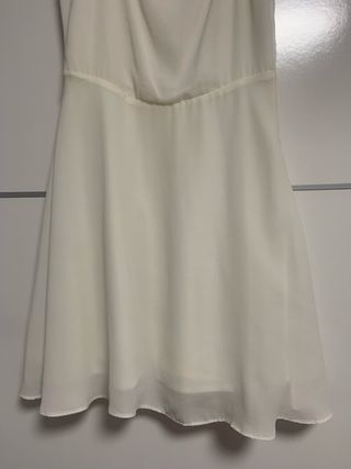 Vestido Bershka blanco tirantes