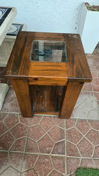 Mesa auxiliar madera y cristal