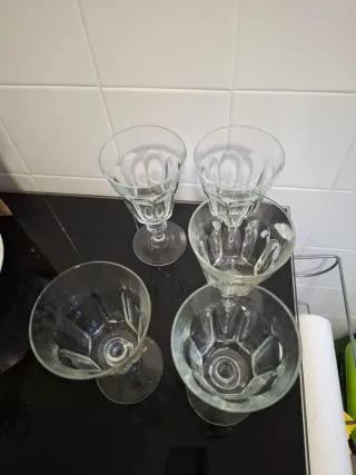 Juego de 5 copas de cristal tallado