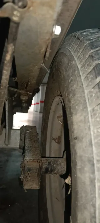 Remolque para reparar con documentación