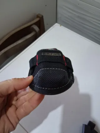 Tijeras y portaherramientas electricista