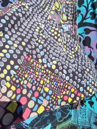 3 VESTIDOS/2 MONOS:CON FALDA Y CON PANTALON:1X1,5€