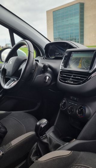 Peugeot 208 2015 - Etiqueta C