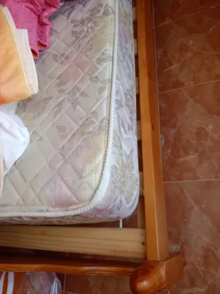 Habitación está en Belmonte Cuenca armario cama