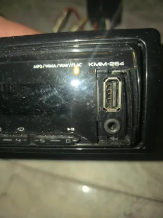 Radio Kenwood MP3/WMA/WAV/FLAC