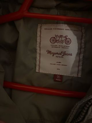 Abrigo acolchado niña beige