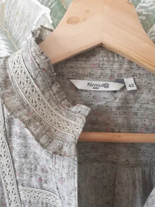 Blusa Boho Chic Flores Beige/Verde Talla 42