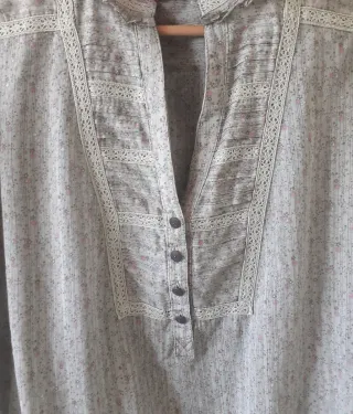 Blusa Boho Chic Flores Beige/Verde Talla 42