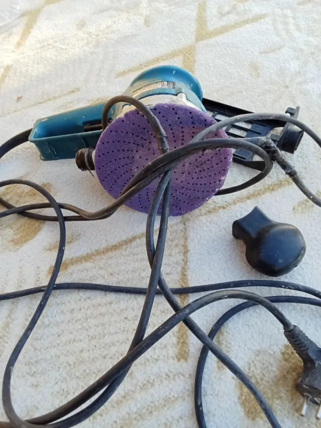 Lijadora Rotoorbital Makita