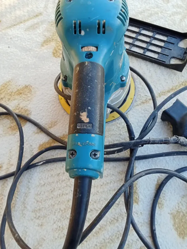 Lijadora Rotoorbital Makita