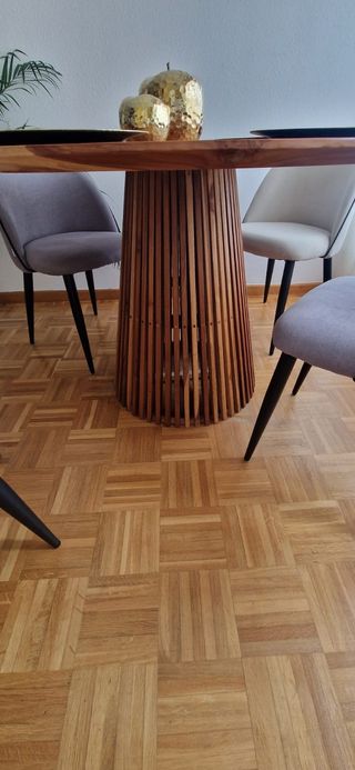 Mesa Teca 120cm + 4 Sillas Somcasa