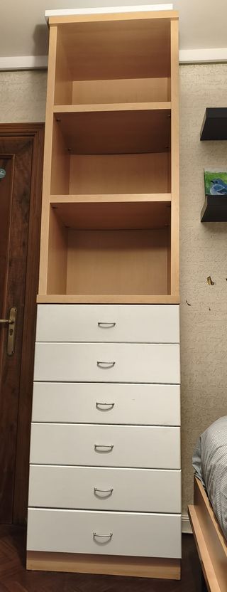 Habitación juvenil con cama abatible