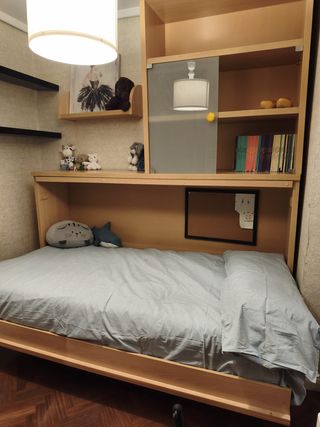 Habitación juvenil con cama abatible