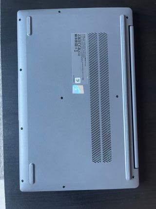 Portátil Lenovo IdeaPad Slim 3 15AMN8 Gris/Plata