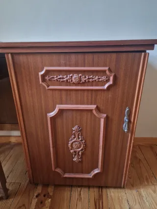 Máquina de coser Sigma 2000 Vintage con mueble