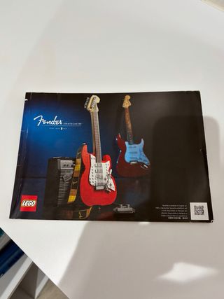 Lego Fender Stratocaster y Amplificador