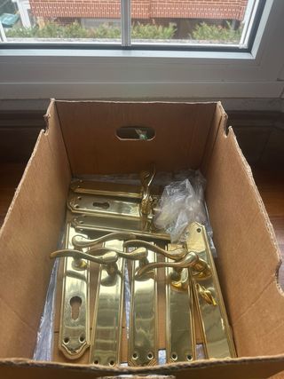 Manillas de puerta doradas (8 unidades)
