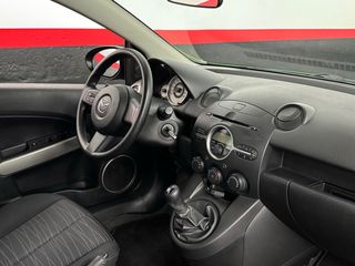 MAZDA 2 / 1 PROPIETARIO / BAJO CONSUMO