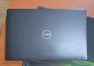 Portátil Dell de 15,6". Intel core i5.