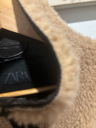 Abrigo Zara Borreguito Beige