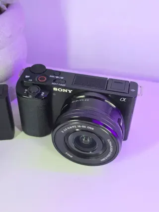 Cámara Sony ZV-E10 + Objetivo 16-50mm