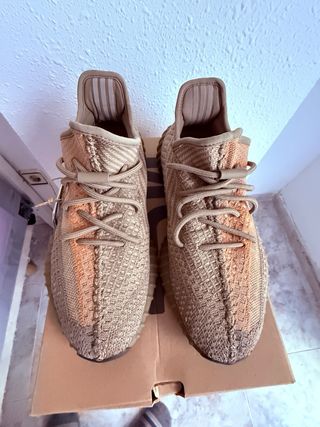 Adidas Yeezy Boost 350 V2 Sand Taupe Talla 41 1/3