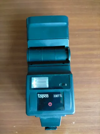 Flash Topca 330TTL para Minolta/Nikon/Pentax