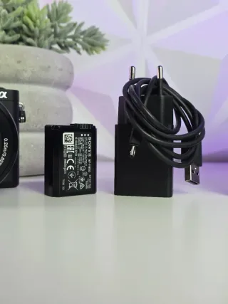 Cámara Sony A6400 + Objetivo 16-50mm