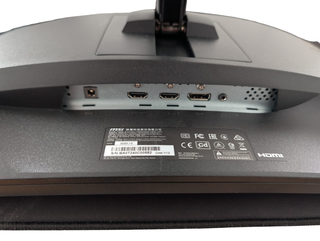 Monitor MSI Optix G24C6 Curvo Negro. Buen estado.