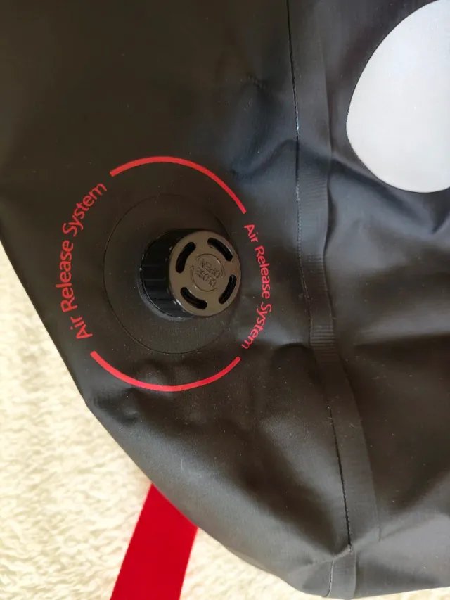 Bolsa impermeable moto/outdoor, válvula air+correa