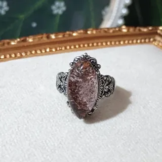 Anillo de cuarzo fantasma natural