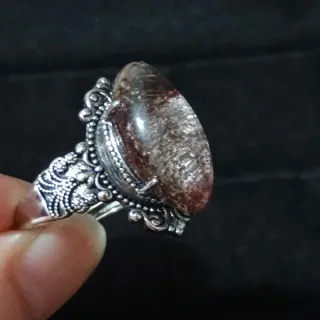 Anillo de cuarzo fantasma natural