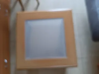 Mesita de comedor con cristal y balda