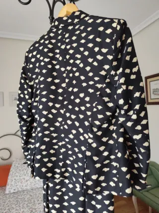 Vestido corto  con o sin chaqueta