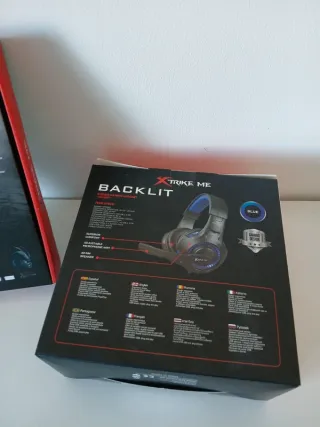 Pack Gaming Xtrike Me: Auriculares y Soporte