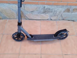 Patinete plegable gris