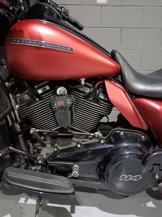 Harley Davidson Street Glide Special