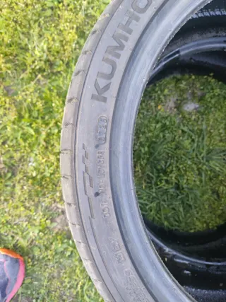 Neumático Kumho Ecsta SPT 215/40 R18 89V